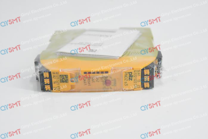Safety relay PNOZ S3