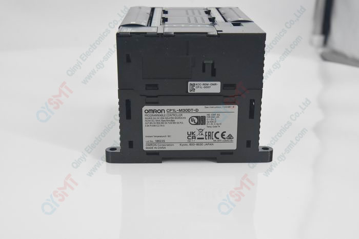 PLC /CP1L-M30DT-D