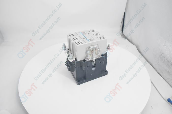 contactor 380v coil voltage