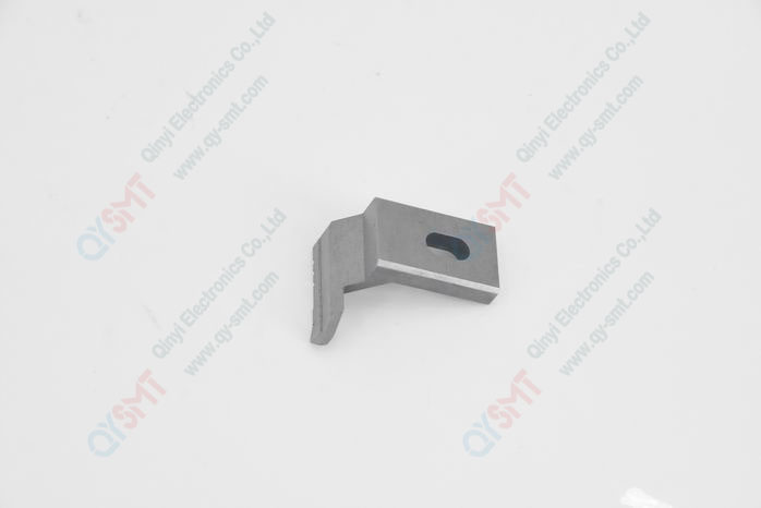 MATERIAL PUSHING FEEDER