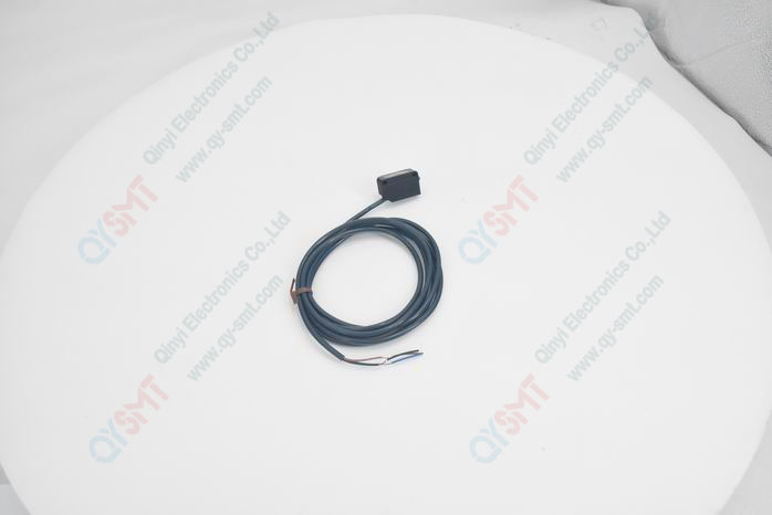 OMRON SENSOR with reflector