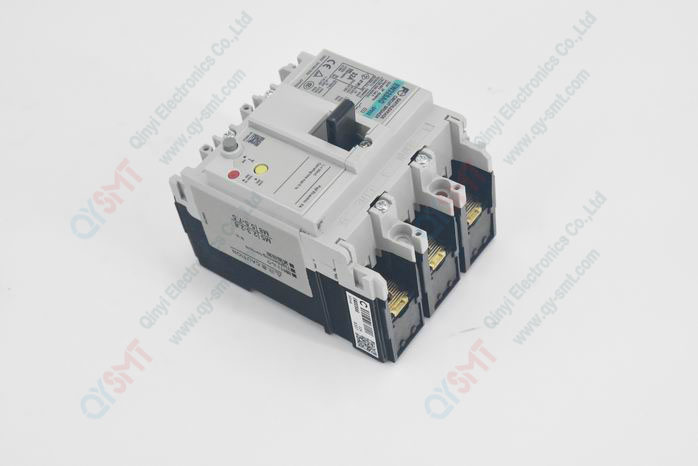 FUJI  Circut breaker 32A