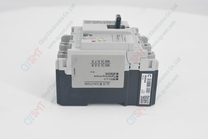 FUJI  Circut breaker 32A