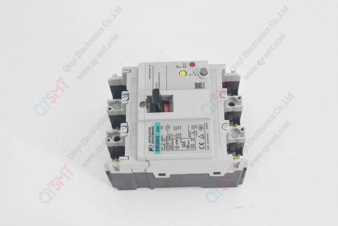 FUJI  Circut breaker 32A