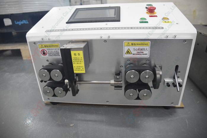 Wire stripping machine