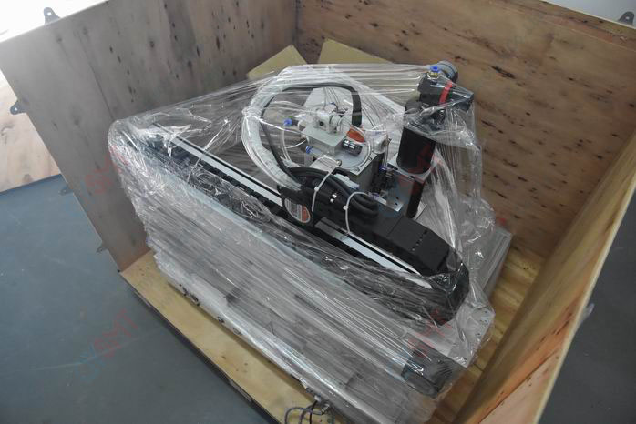 Dispensing and locking machine