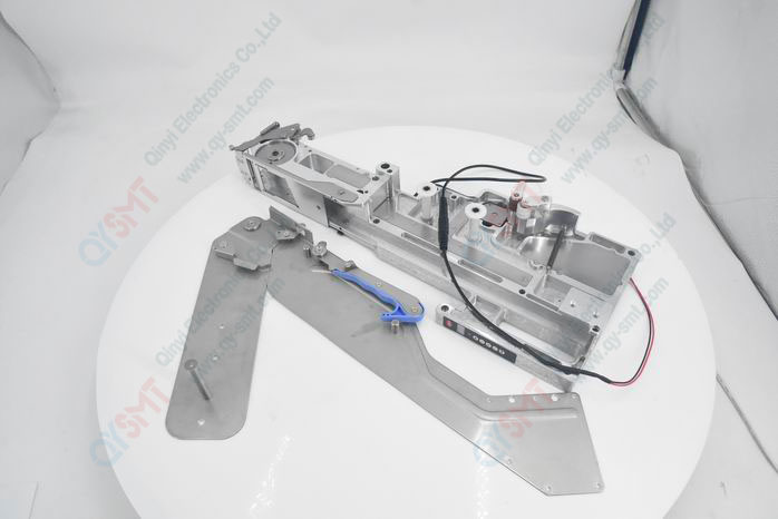 Feeder YE44 new type (slot Dep.16mm)