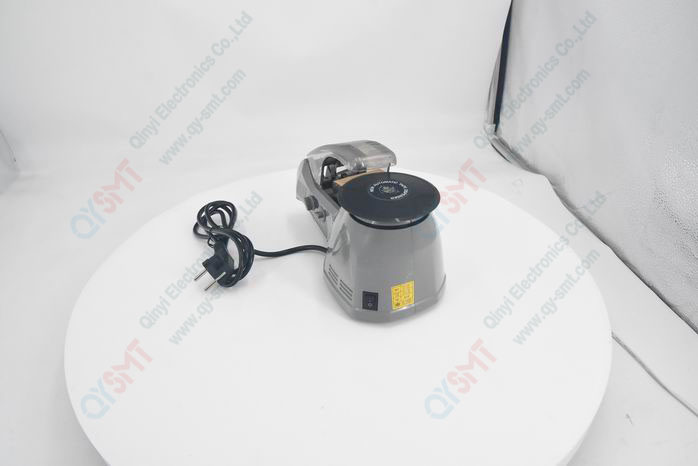 Automatic tape dispenser