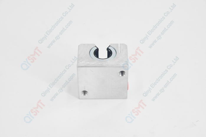 Integrated guide bush bearing