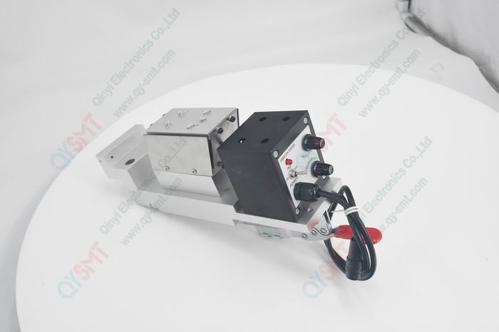 VF-72 Adjustable Vibratory Stick Feeder  (Voltage: 220V 3Ph)