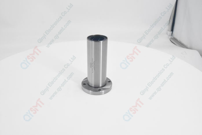 Linear bearing with round flanged THK