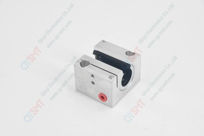 Integrated guide bush bearing