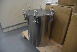 [CIP0003] Pressure Tank including the manualdispenser stainless steel with capacity of 30 liters Incluing with *Hand dispenser *Hose *Air pressure requlator
